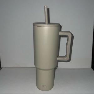 Simple modern tumbler